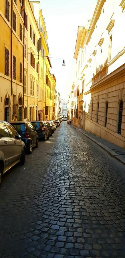 Giulia's Luxury Trevi Apartment