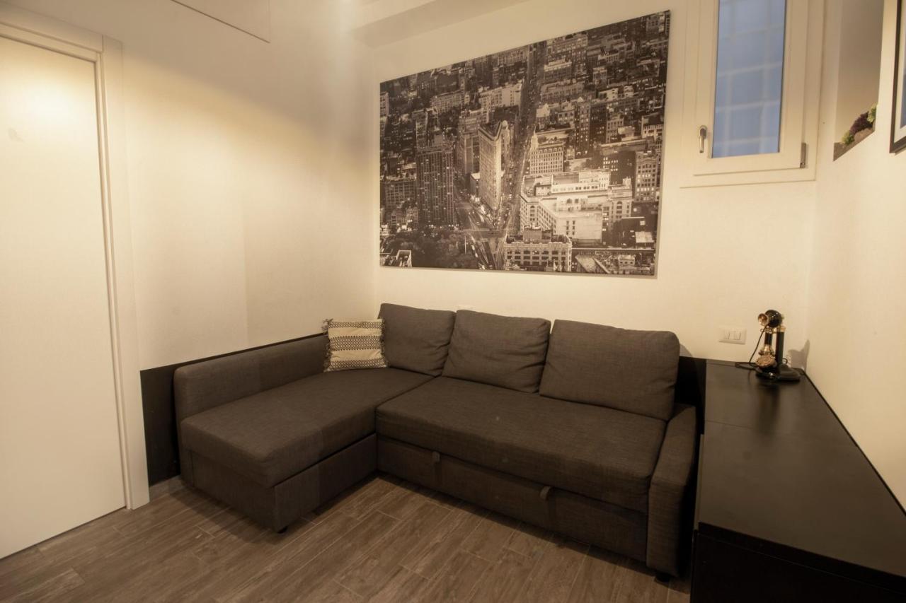 Piazza Vittorio Emanuele Netflix Apartamento