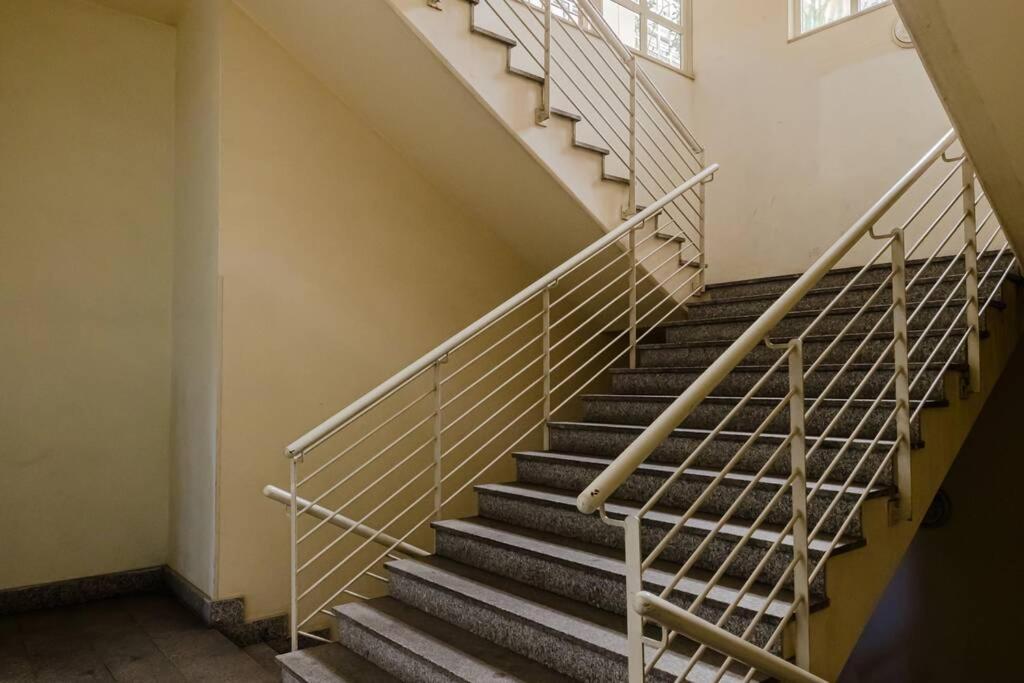 Pantanella House, 4 Persone, Terrazzo, Wi-fi, San Giovanni, Metro C E Tram Per Il Centro