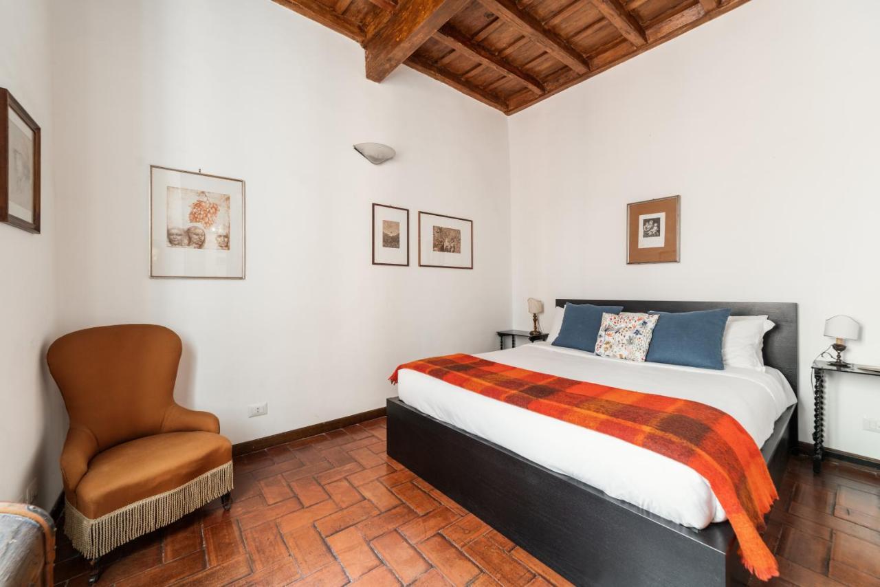 Domus Quiritum Charming, D'epoca A Campo De' Fiori Apartment