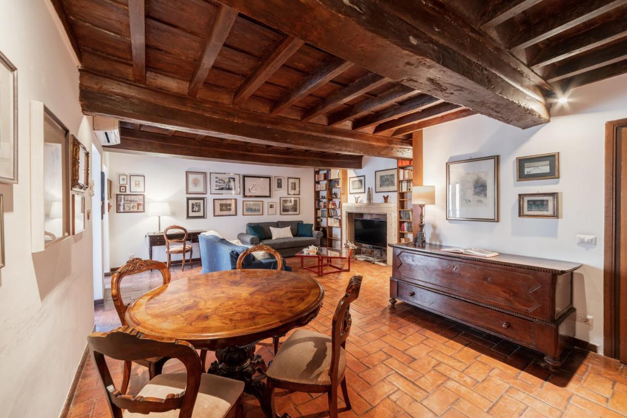 Apartment Domus Quiritum Charming, D'epoca A Campo De' Fiori *