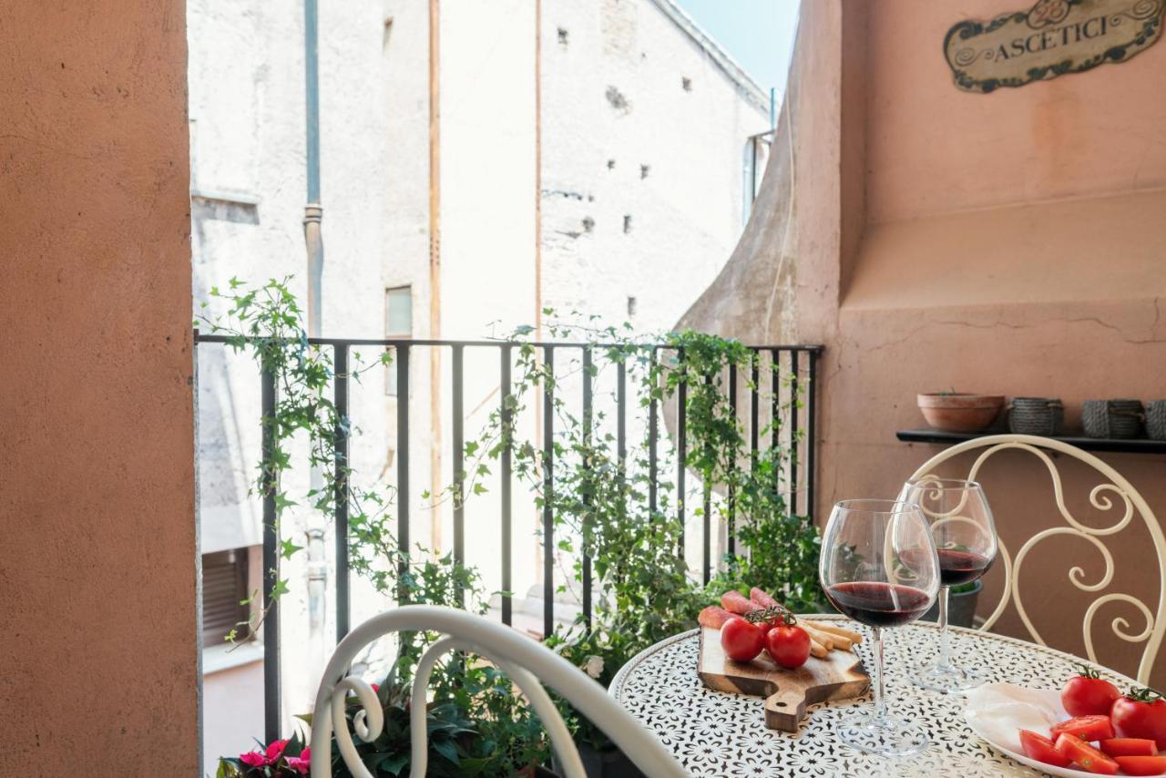Domus Quiritum Charming, D'epoca A Campo De' Fiori