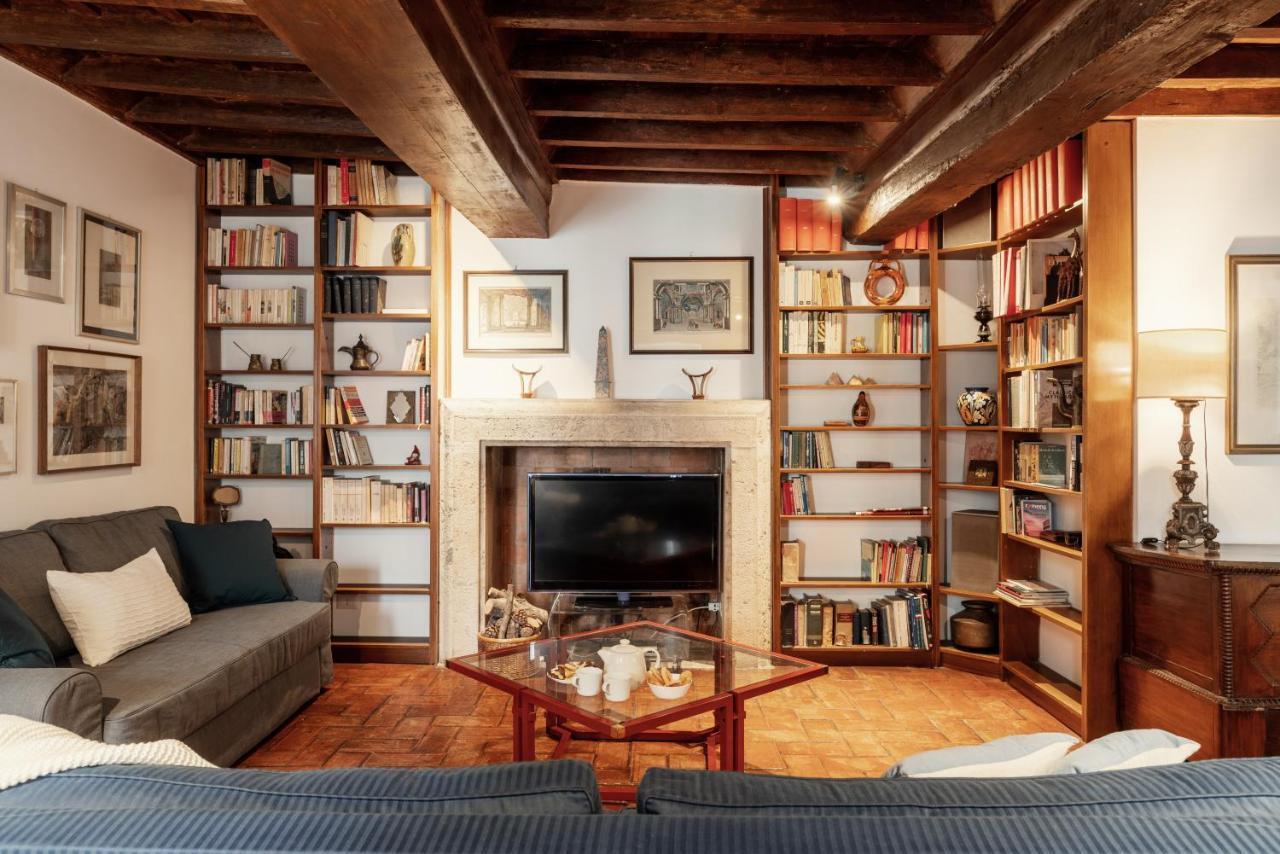 Domus Quiritum Charming, D'epoca A Campo De' Fiori