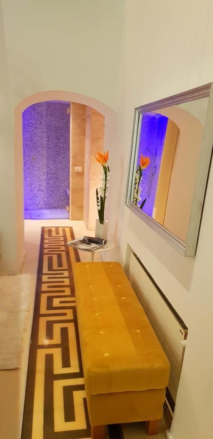Giulia's Luxury Trevi * Rom
