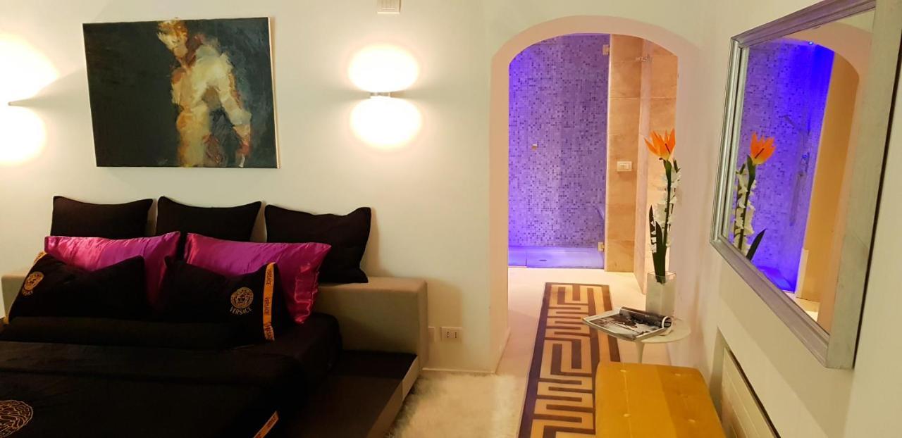 Giulia's Luxury Trevi Rome