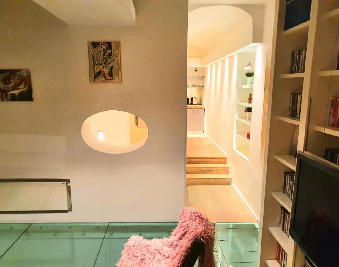Giulia's Luxury Trevi Apartment Rome