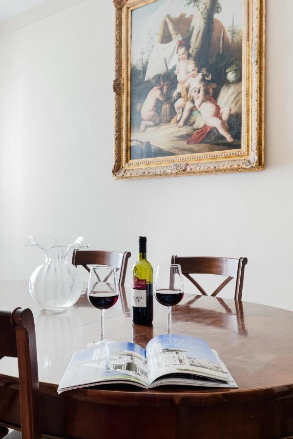 Apartment Classic Near The Colosseum Rom