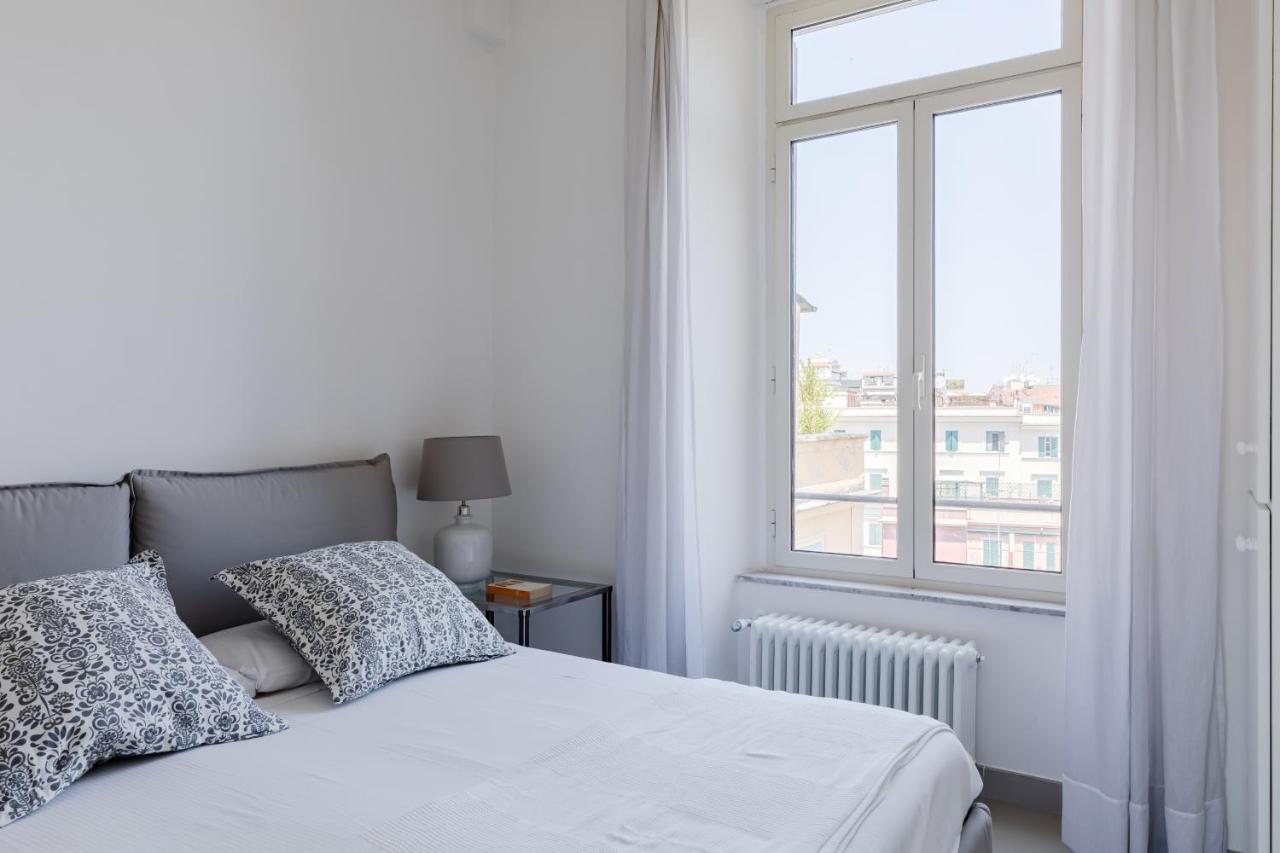Elegante E Classico Attico Con Terrazzo Privato Vicino Al Vaticano Apartment Rom