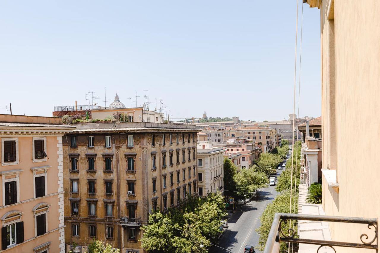 Elegante E Classico Attico Con Terrazzo Privato Vicino Al Vaticano Appartamento Roma