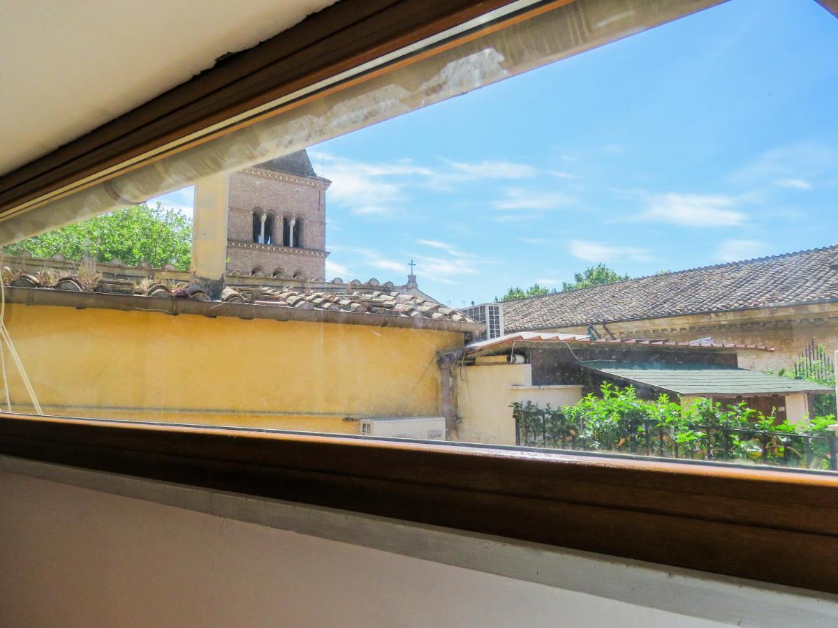 Leilighet Mattia's Penthouse - View Over Trastevere Roofs