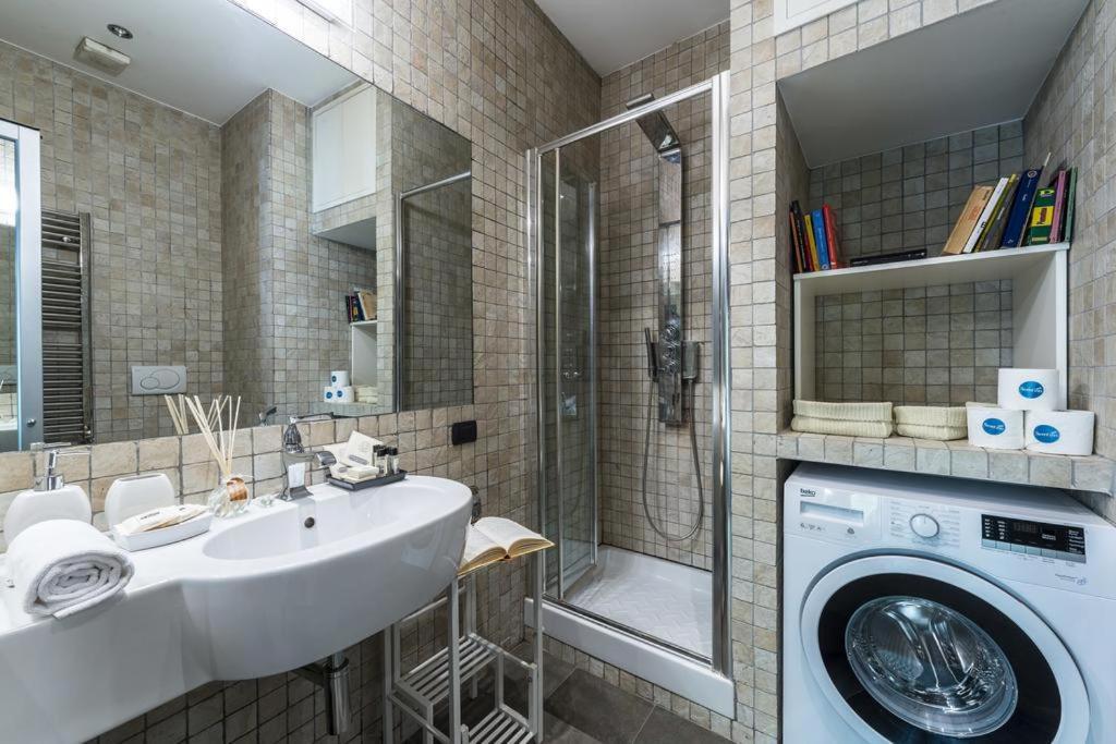 Fontana Di Trevi Luxury Nest Apartment *