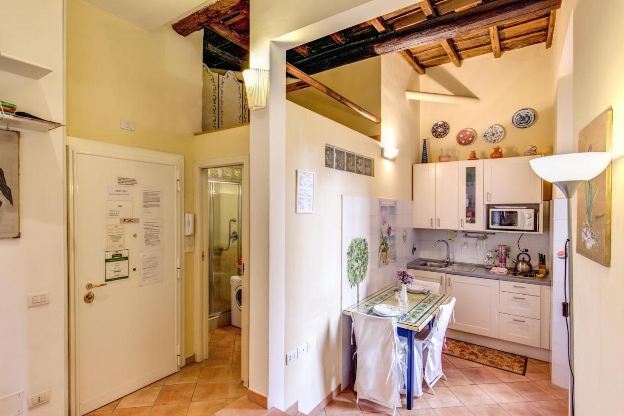 Monti Romantic Sunshine Maisonette Leilighet