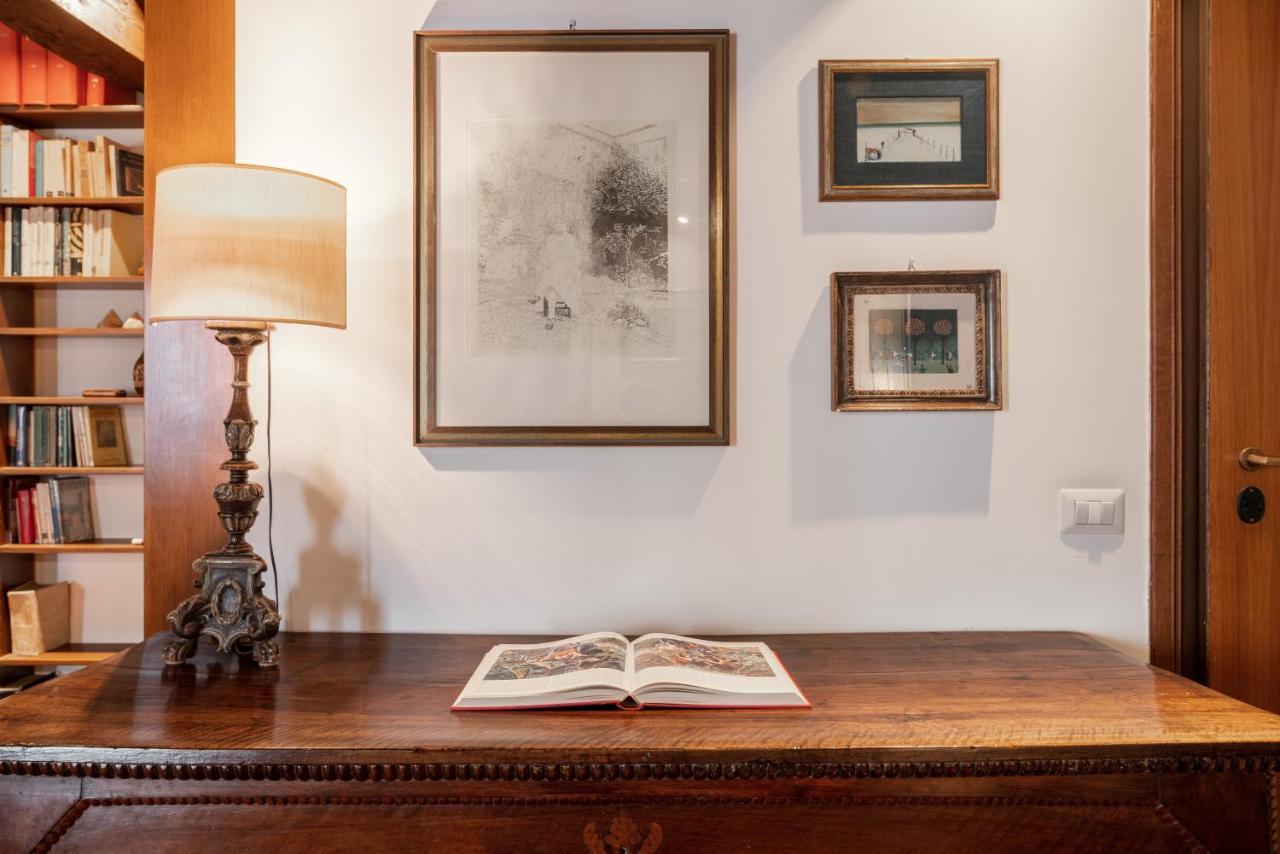 Apartment Domus Quiritum Charming, D'epoca A Campo De' Fiori Rom
