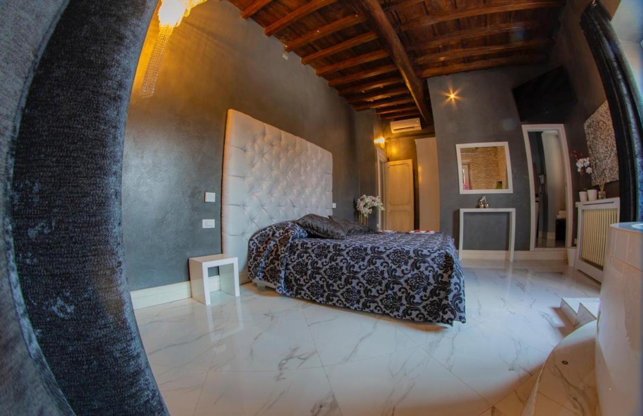 Rhome Luxury *