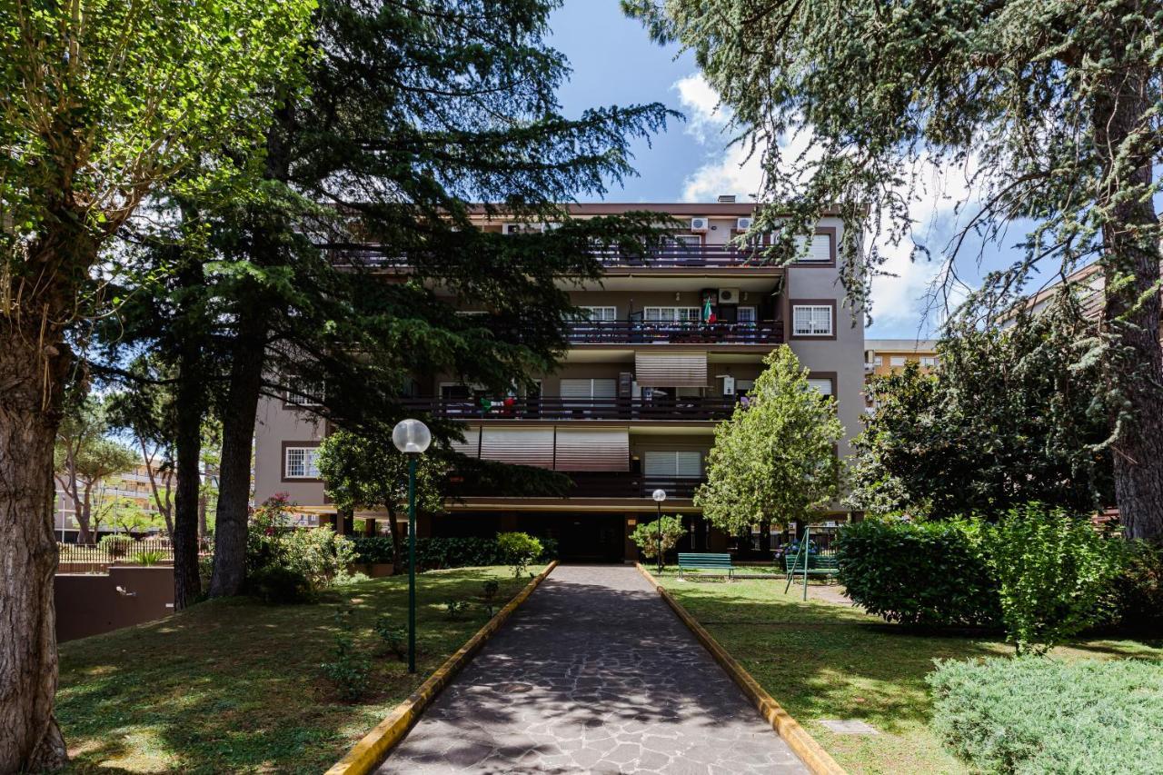 Pelizzi Apartment, 5 Persone, 2 Camere, Balcone, Cinecitta Apartment