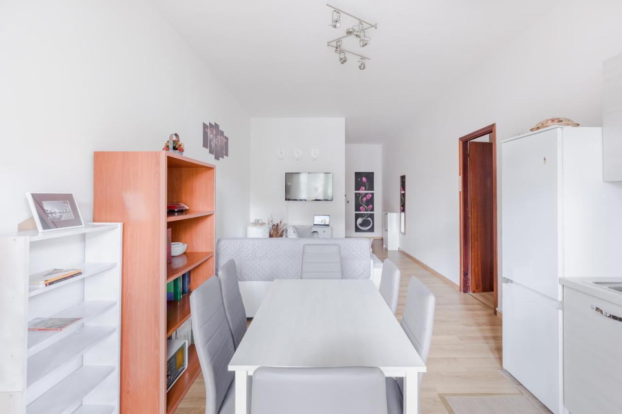 Pelizzi Apartment, 5 Persone, 2 Camere, Balcone, Cinecitta Apartment