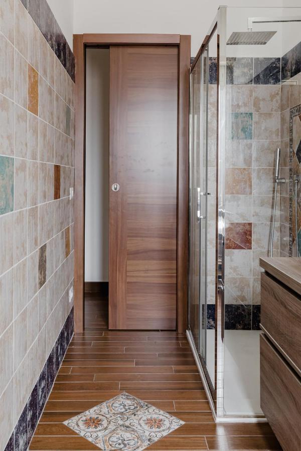 Scarfoglio Apartment, 4 Persone, 2 Camere, Balcone, Wi-fi, Stazione Tiburtina Apartamento Roma