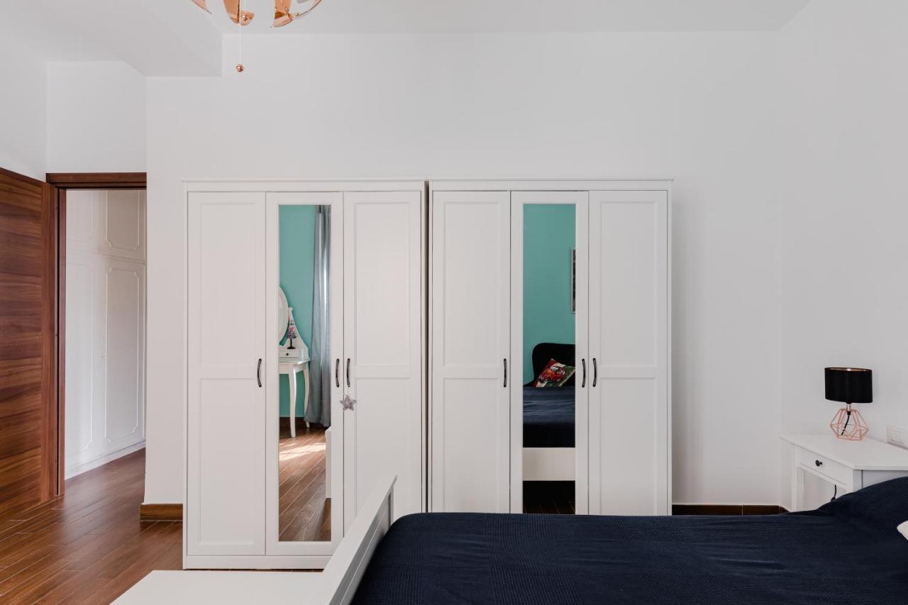 Apartamento Scarfoglio Apartment, 4 Persone, 2 Camere, Balcone, Wi-fi, Stazione Tiburtina