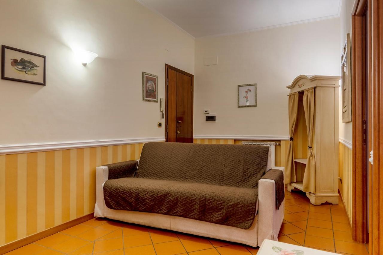 San Pietro Cozy With Terrace! Appartamento