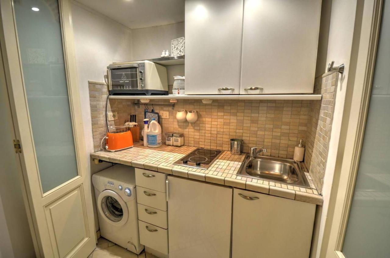 Navona Fico Apartment *