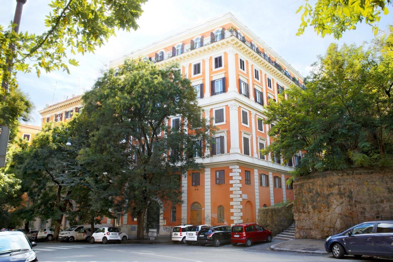 Quiet And Cozy Trastevere Hideaway Roma