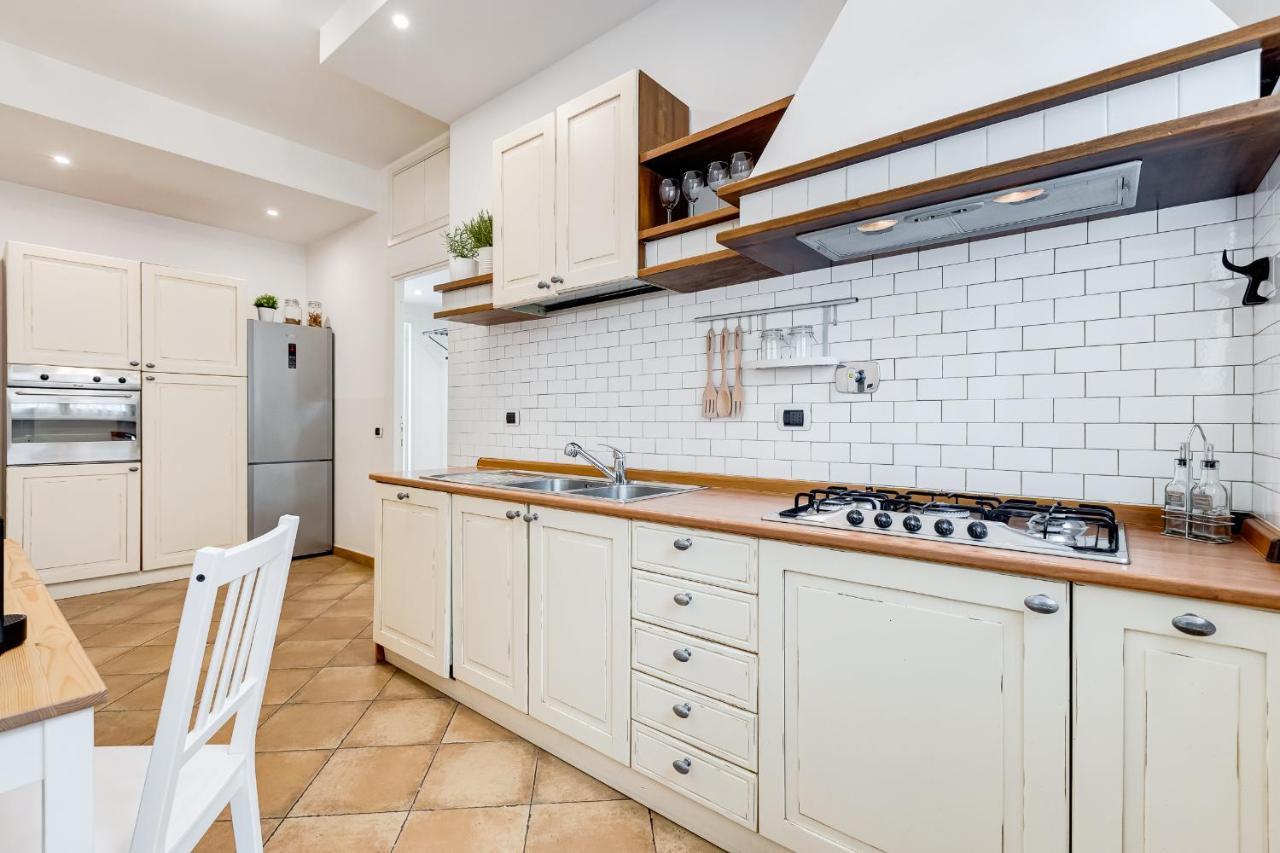 Bmga L Incredible 3bdr With Balcony In Center Apartamento *