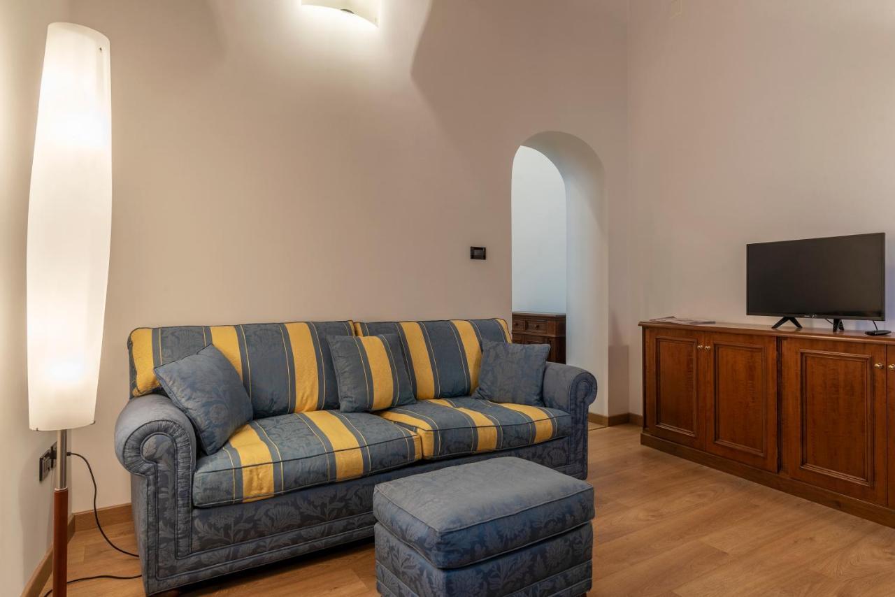 Piazza Di Spagna Elegant Apartment Rom
