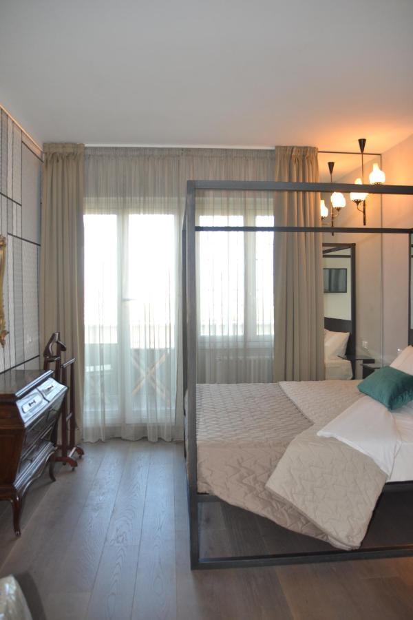 5-rooms *