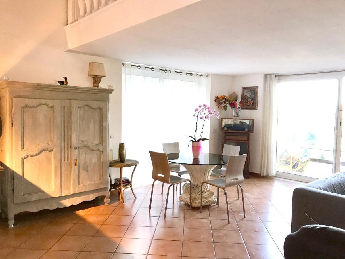 Casa vacanze 3 Bedrooms House With Jacuzzi Enclosed Garden And Wifi At Castel Di Decima