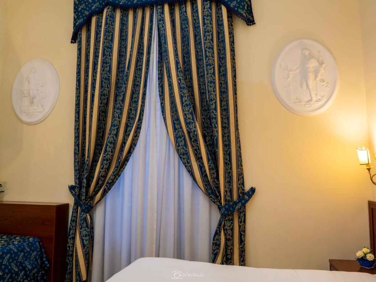 Caroline 2* Roma