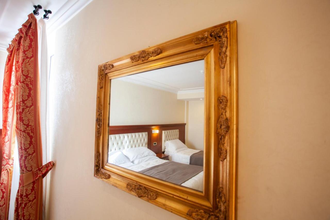 Gjestgiverier Esposizione House Roma
