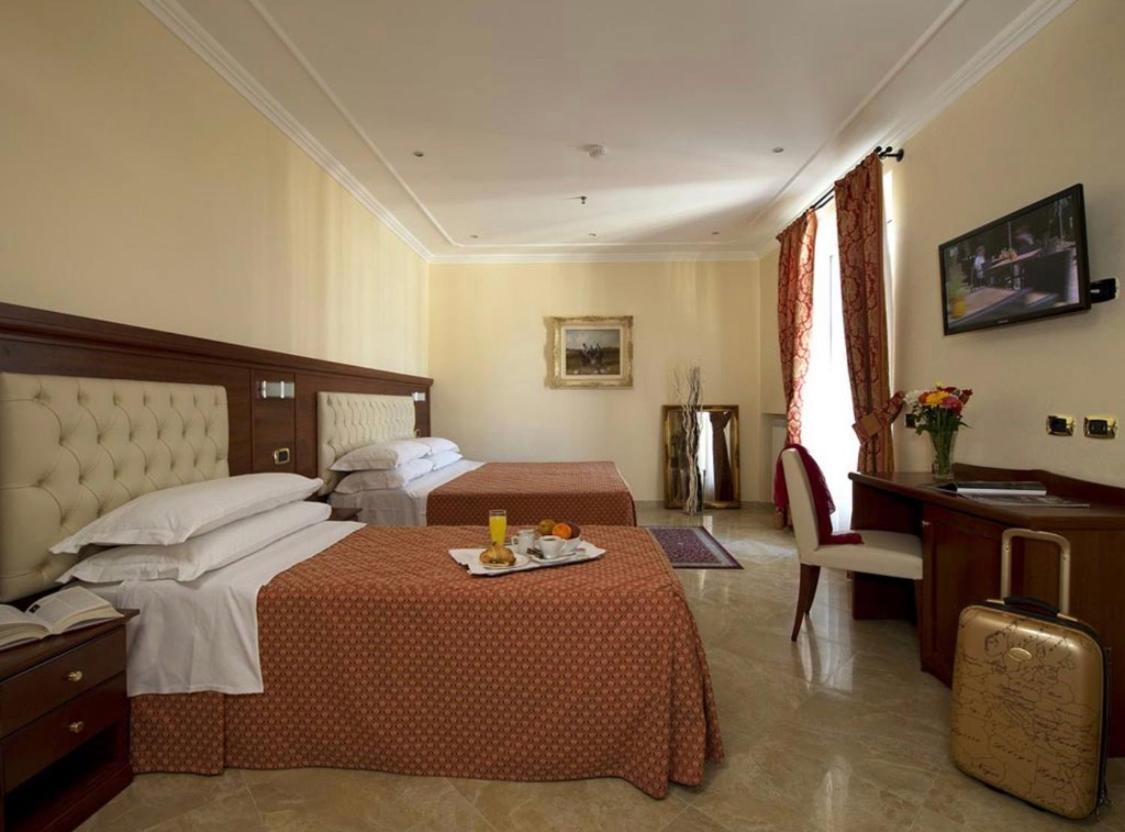 Esposizione House 3*