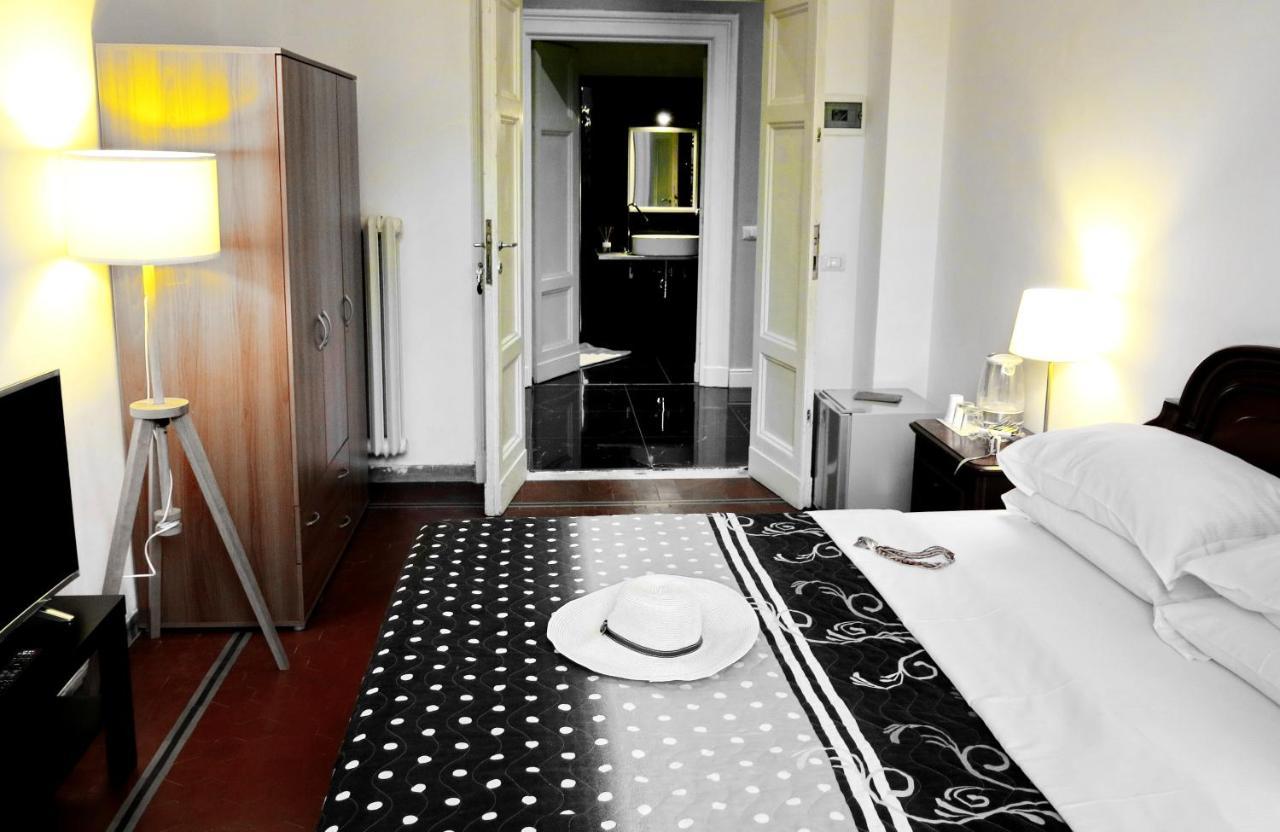 Nik 2* Roma