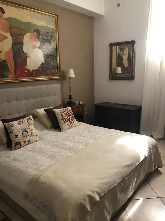 Alojamento de Acomodação e Pequeno-almoço Casa Minha Al Colosseo *