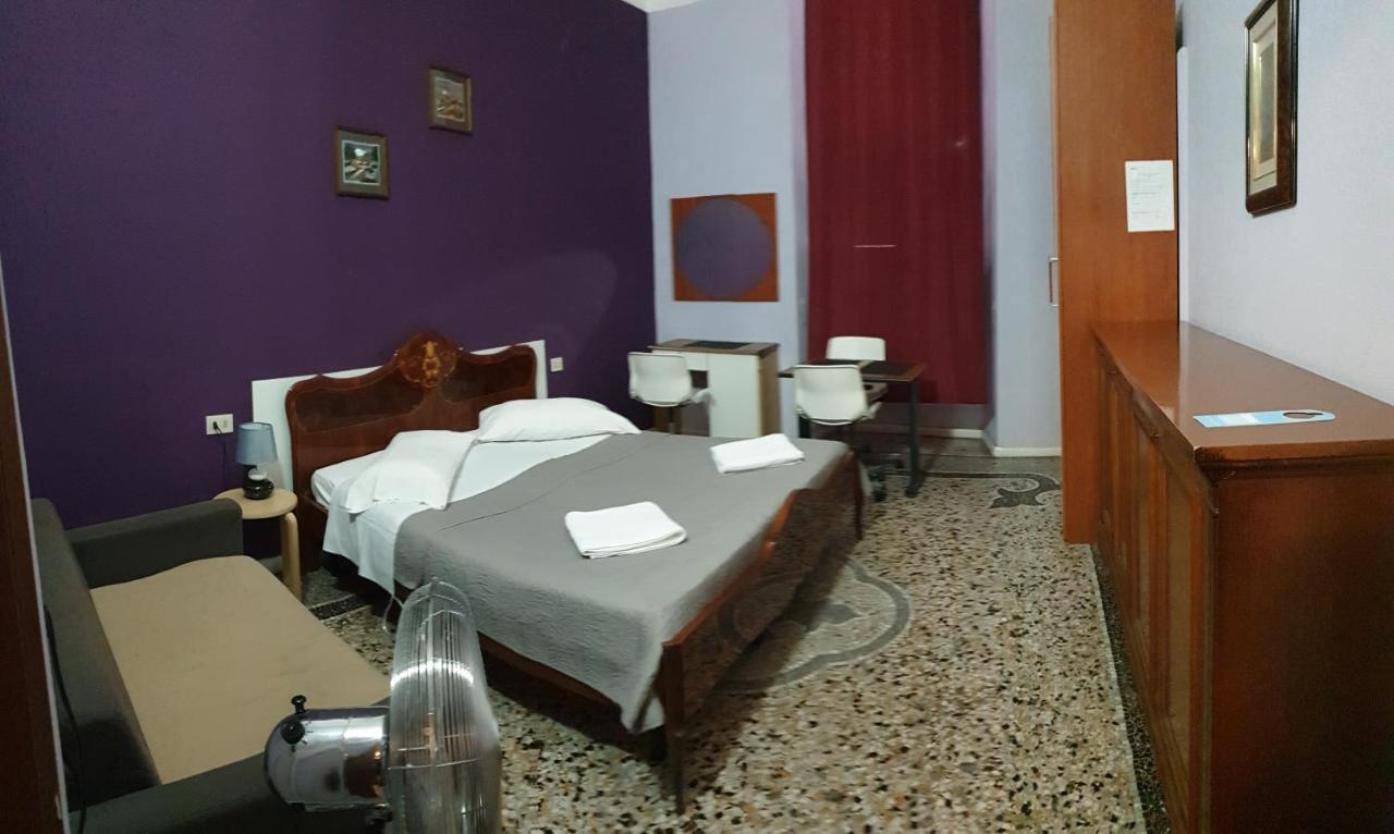 Ava Casa de hóspedes