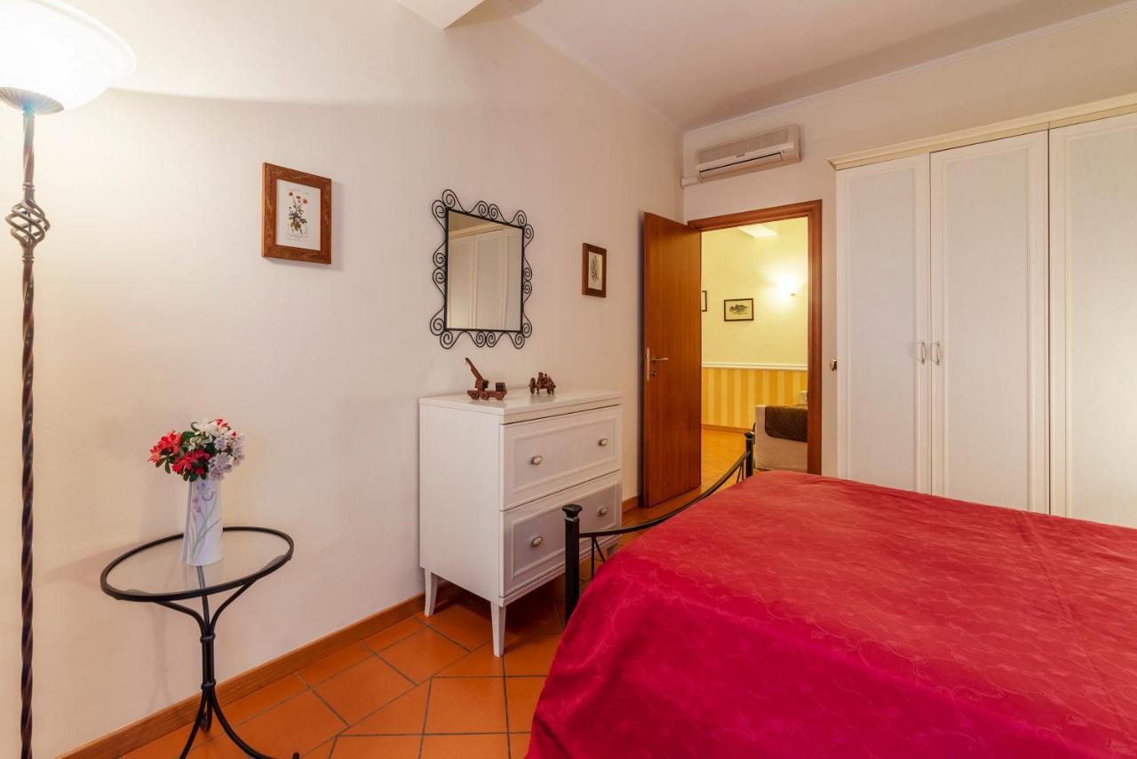 San Pietro Cozy With Terrace! Appartamento