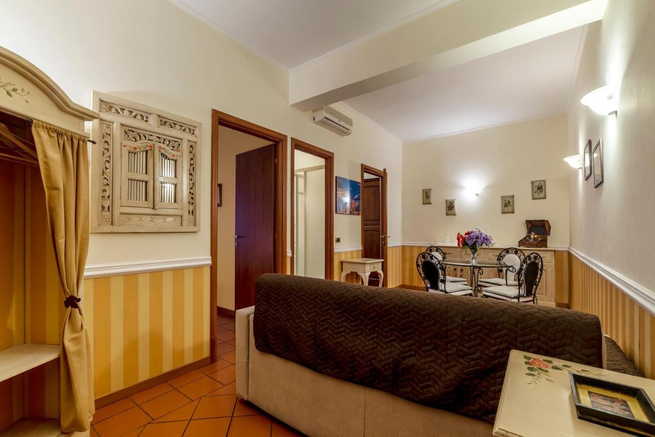 San Pietro Cozy With Terrace! Roma