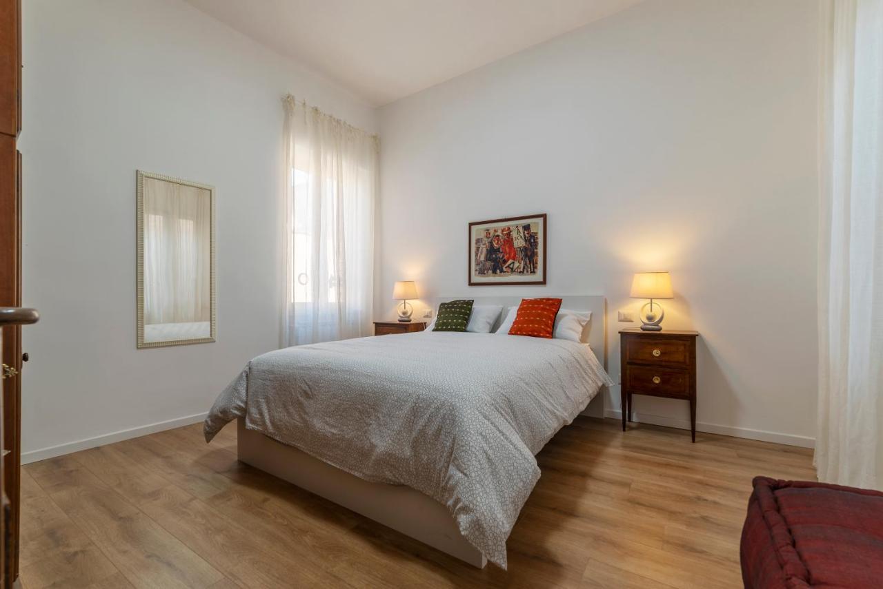 Appartamento A Borgo Pio Con Ampio Terrazzo!