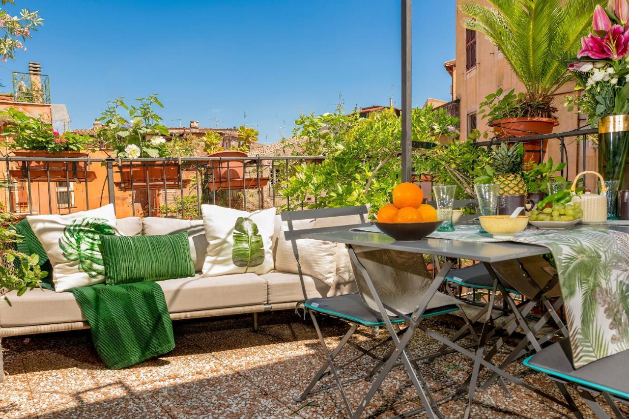 Stunning Flat With Terrace In Trastevere Rom