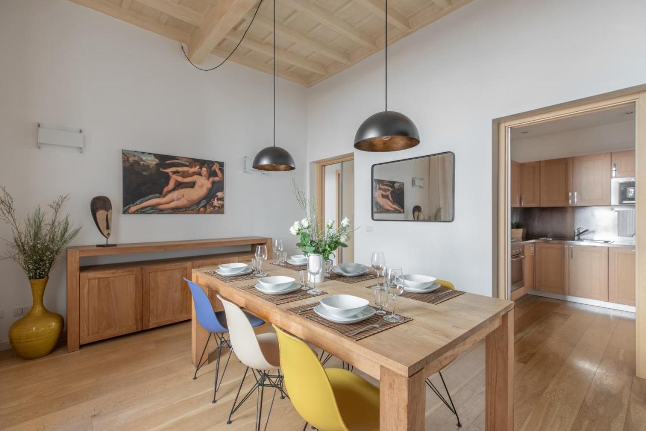 Iflat Navona White And Stylish Apartment Rome