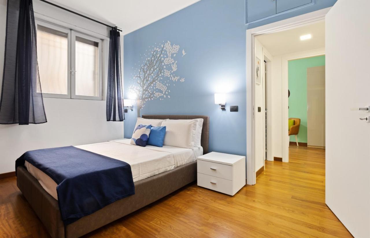 Apartment 3 Bed Modern Flat - 15 Minutes Walk To Colosseum Rom