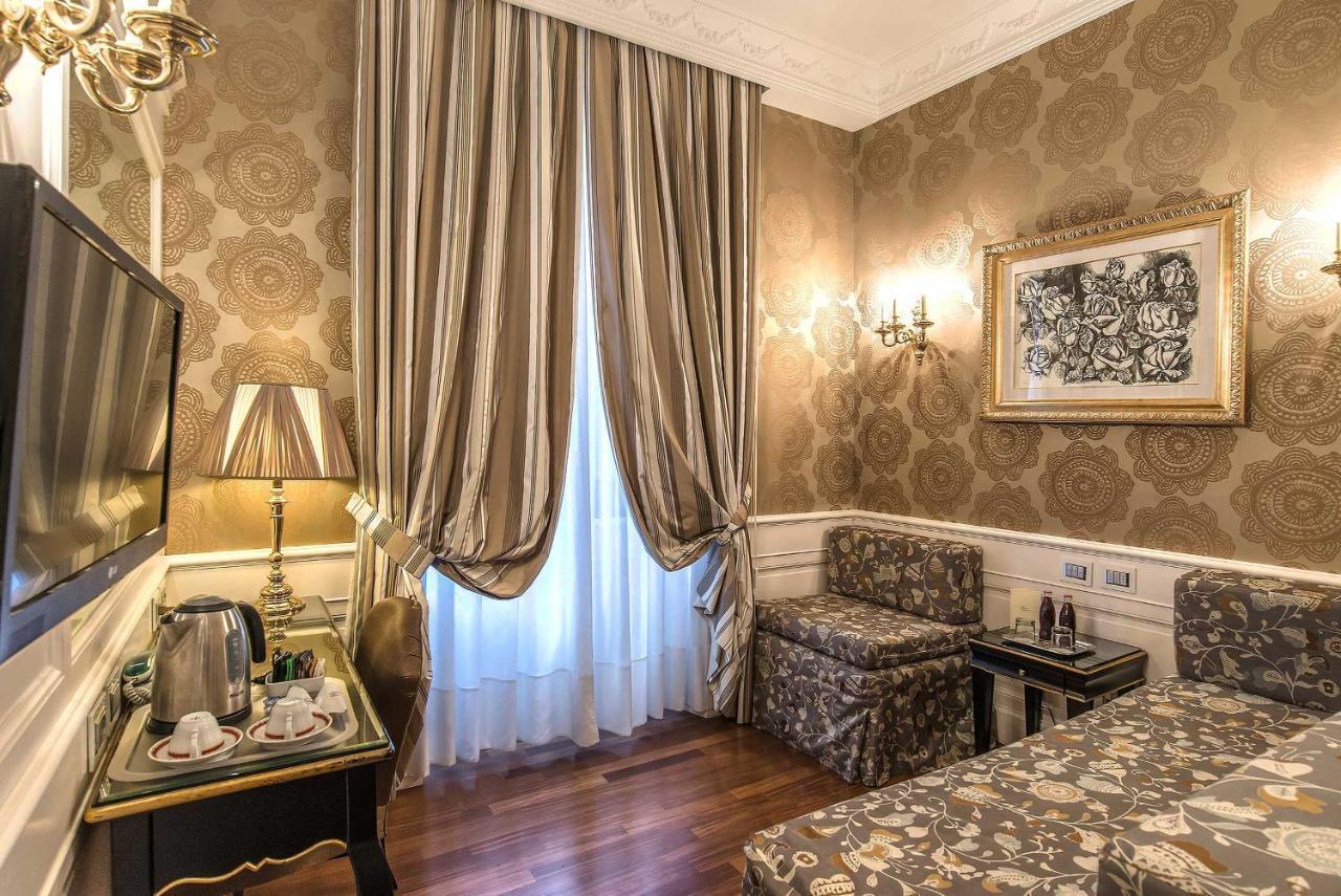 Del Senato Hotell 3*