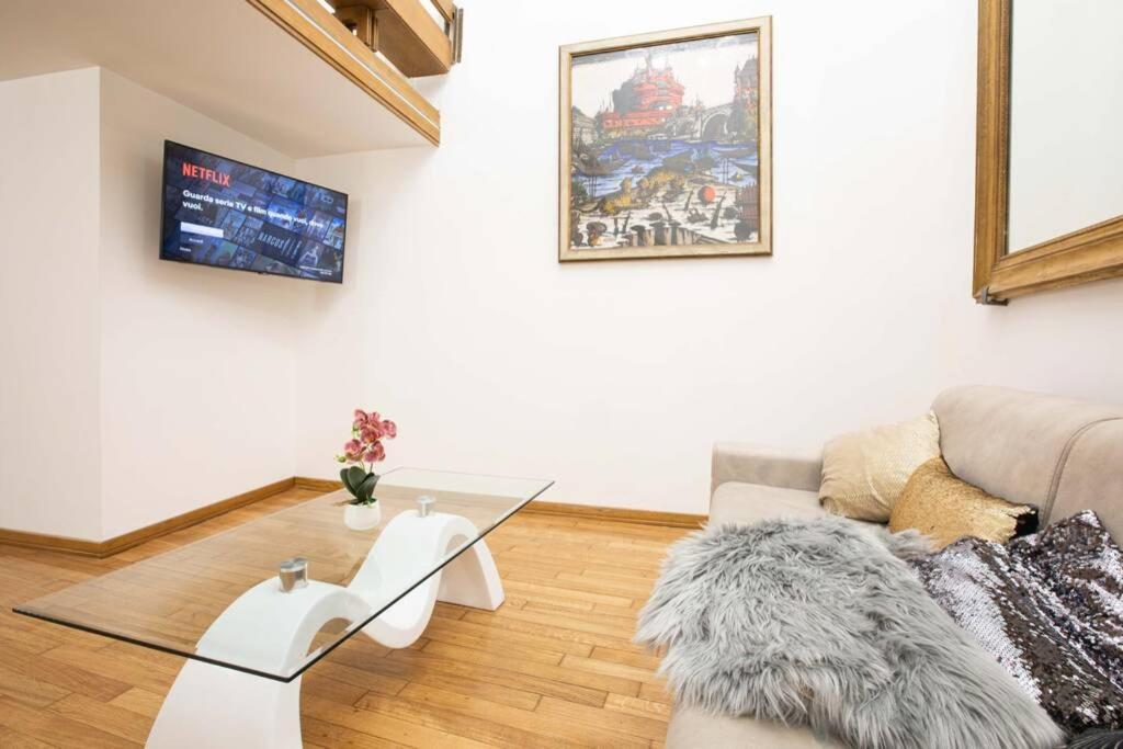 Unforgettable Split Level Jacuzzi Navona Appartamento *