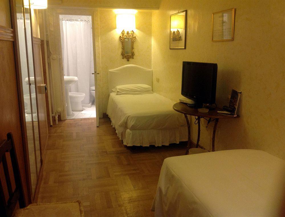Fontana Hotel Rom