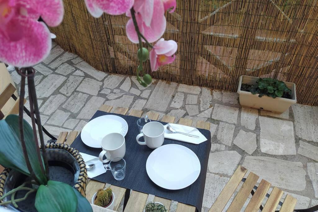 Appartamento Elegante Open Space Con Vasca Idromassaggio A Trastevere