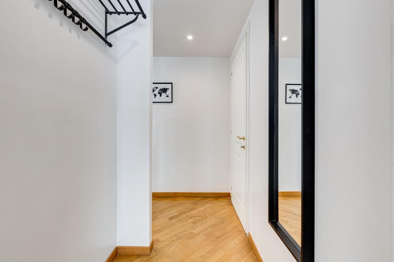 Bmga L Incredible 3bdr With Balcony In Center Apartamento *