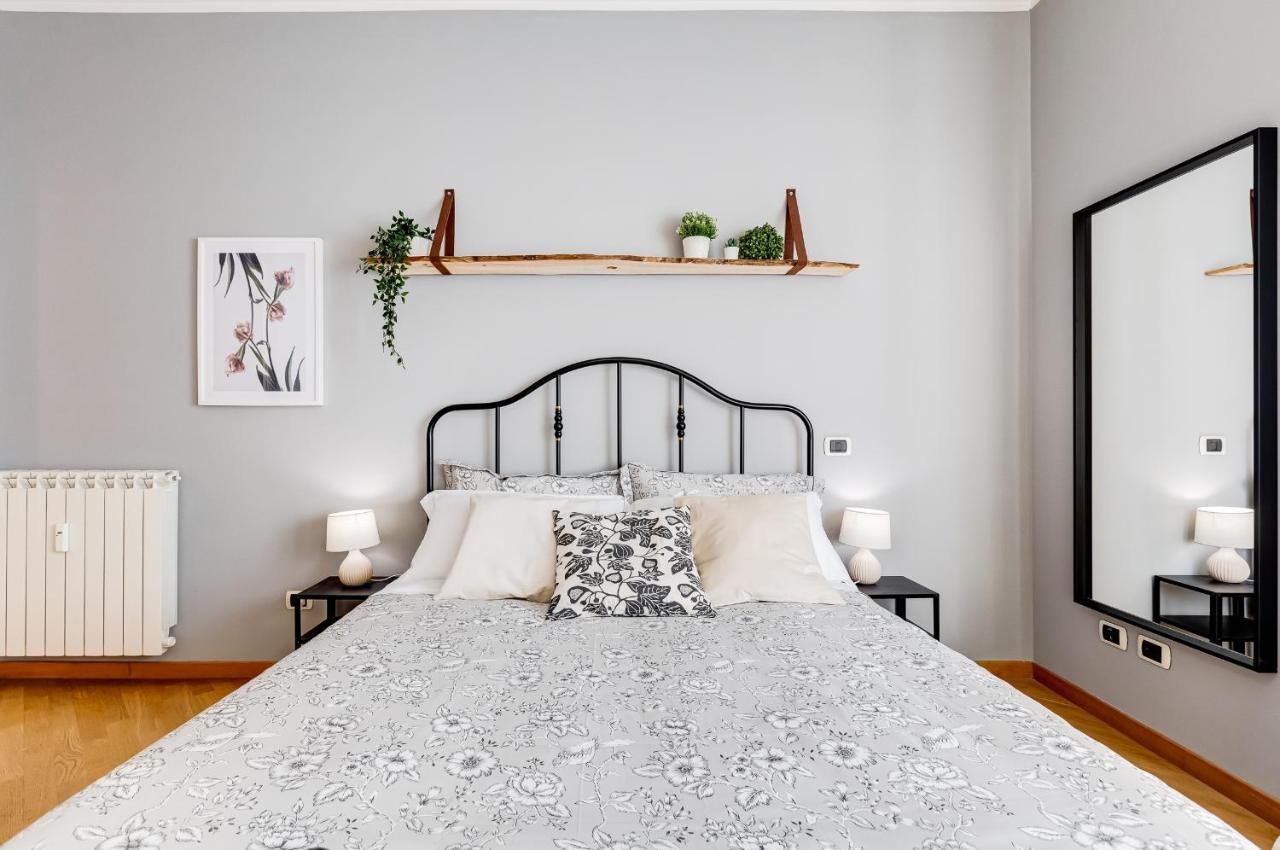 Bmga L Incredible 3bdr With Balcony In Center Roma