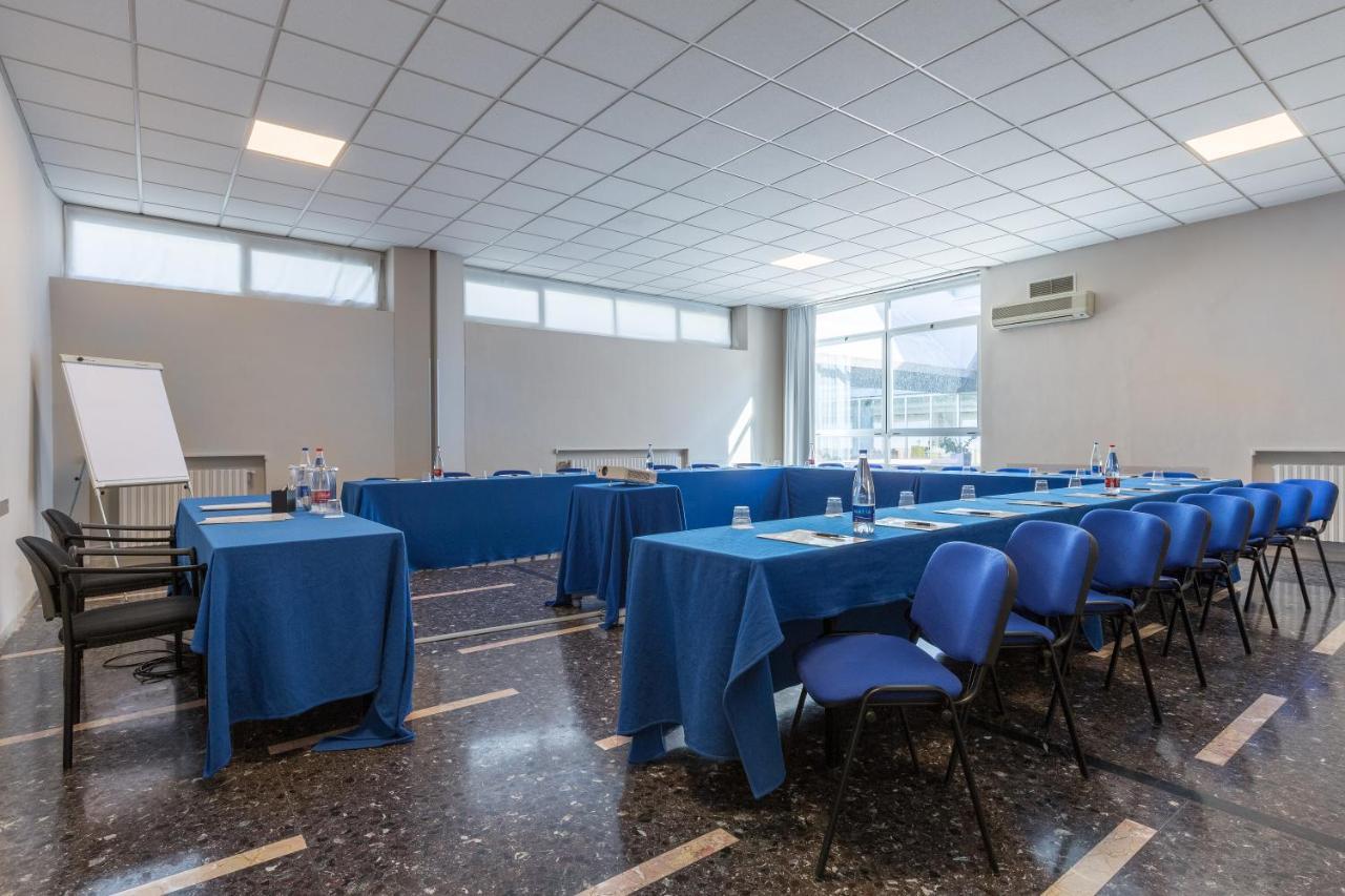 Eur Parco Dei Pini Hotell 3*