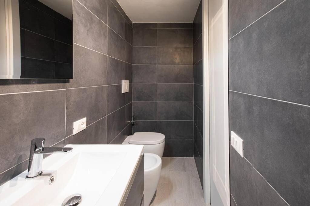 Unforgettable Split Level Jacuzzi Navona