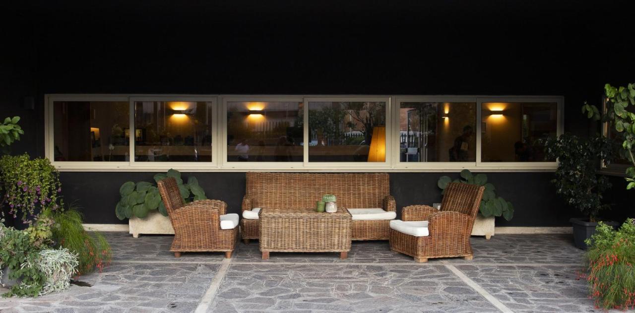 Bv Oly Hotel 4*